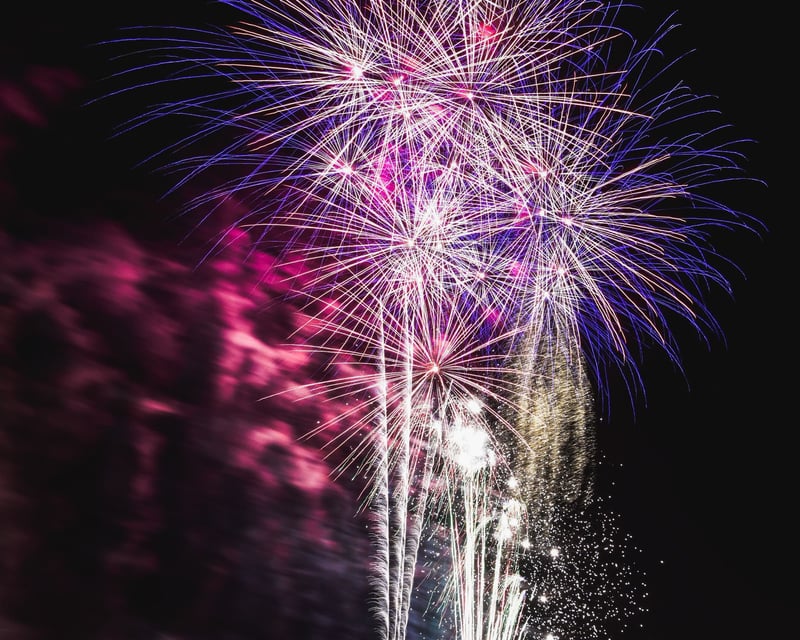 Snorkel, Sunset & Friday Fireworks Boat Tour in Waikiki