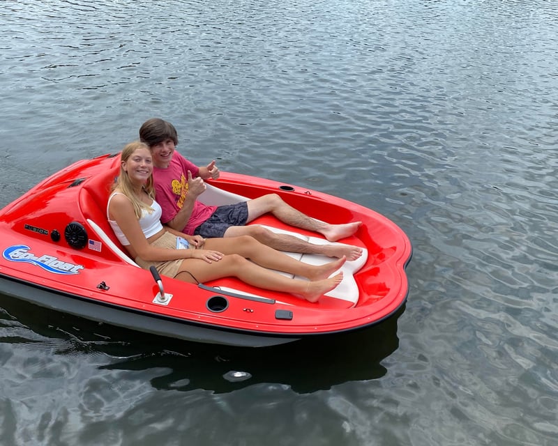 Electric Boat Rental on Jordan Lake