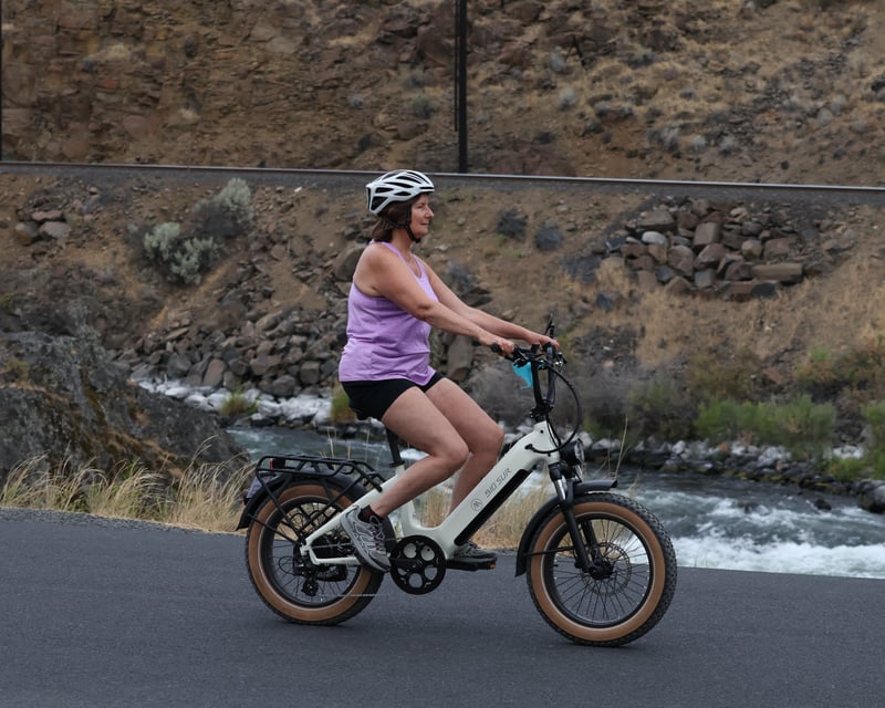 Explore Maupin on a 4-Hour E-Bike Rental