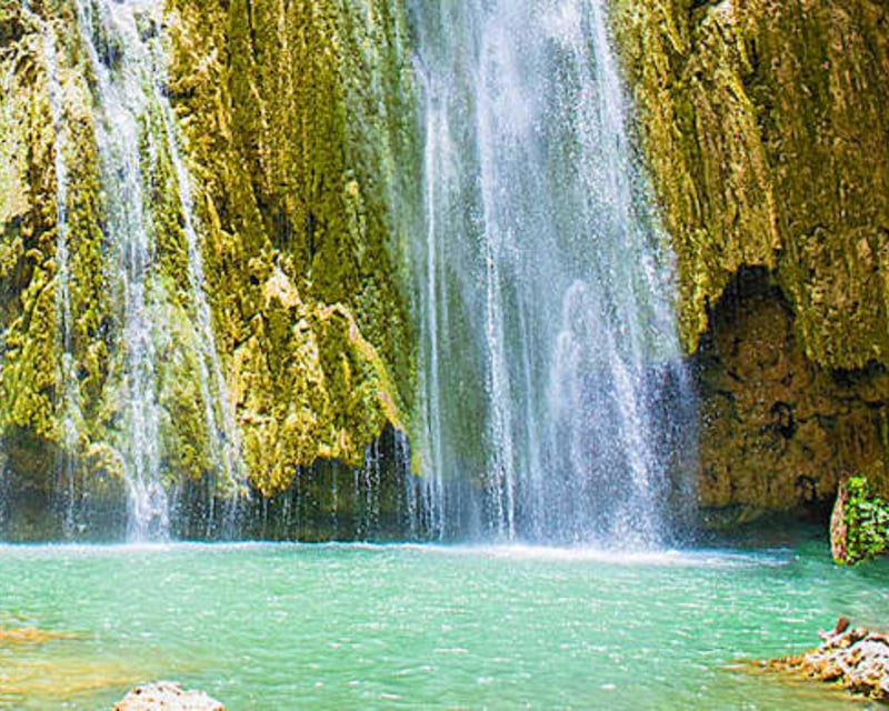 Hiking & Horseback Tour to El Limón Waterfall