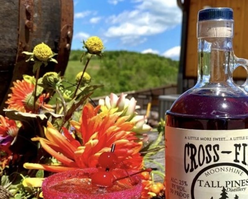 Moonshine & Whiskey Distillery Tour & Tasting in Pineville