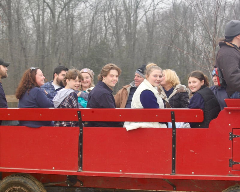 Group Horseback Riding & Wagon Rides in Princeton, MA