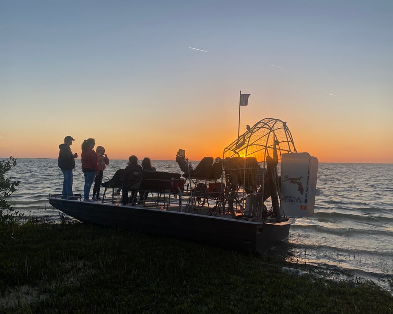 Sunset Wildlife Airboat Tour in Weeki Wachee