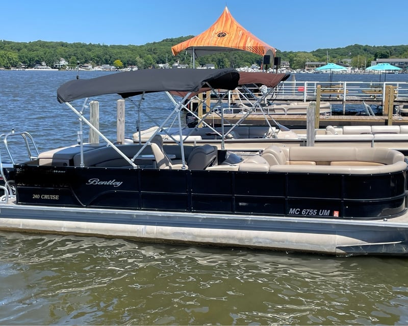Pontoon Boat Rental in Douglas, MI