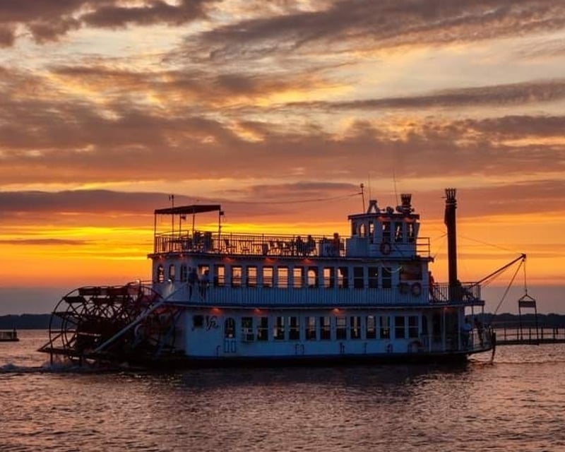 Sunset Dinner Cruise on Lake Erie