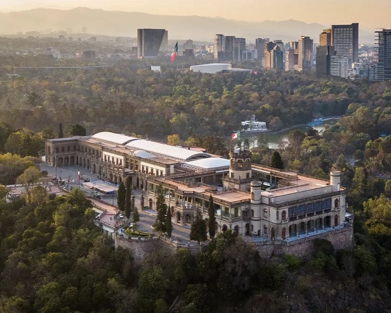 Mexico City Anthropology Museum & Chapultepec Castle Tour
