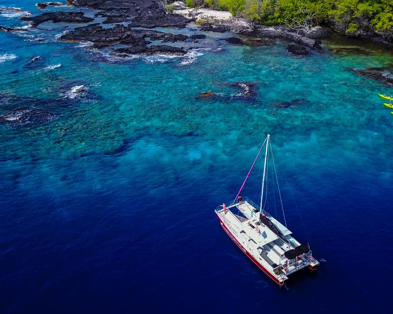 Kealakekua Bay Snorkel & Sail Cruise