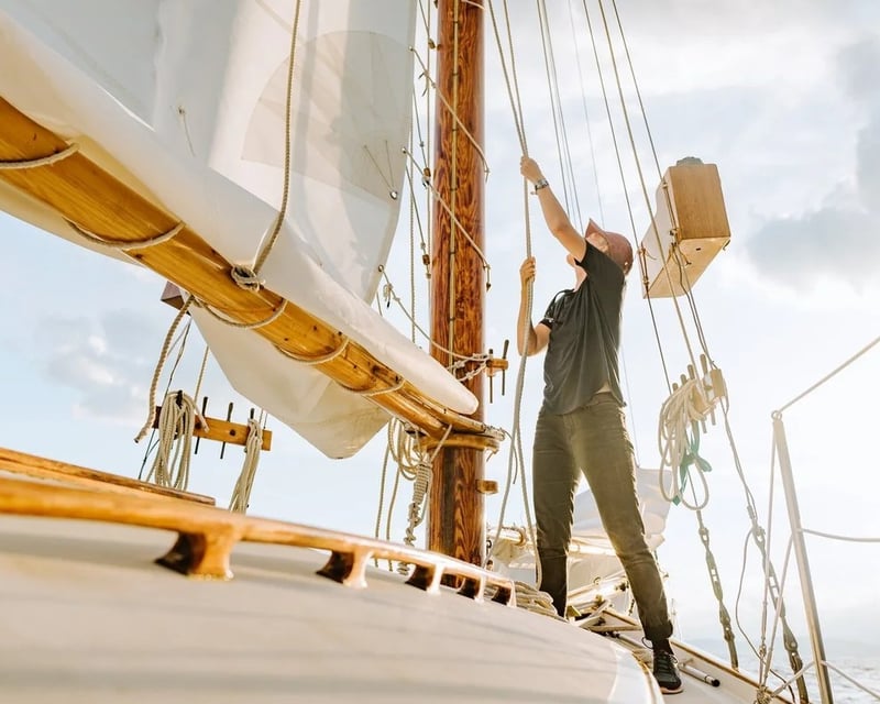 Sailing Lesson on Lake Champlain Aboard 22' Sloop