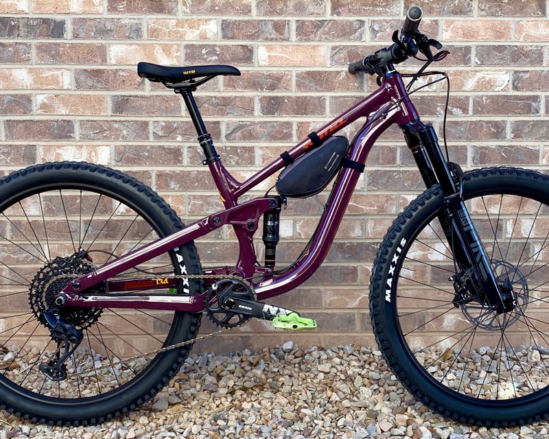 Small Full-Suspension Mountain Bike Rental in Moab
