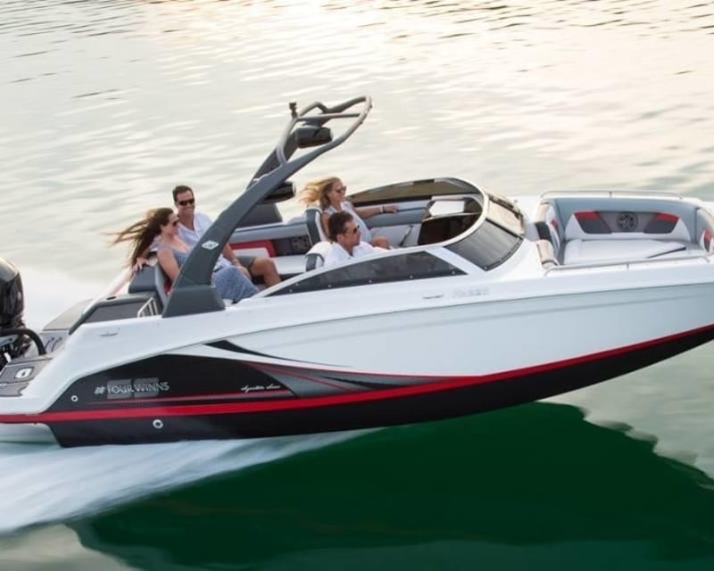 22' Surf & Cruise Boat Rental in South Lake Tahoe
