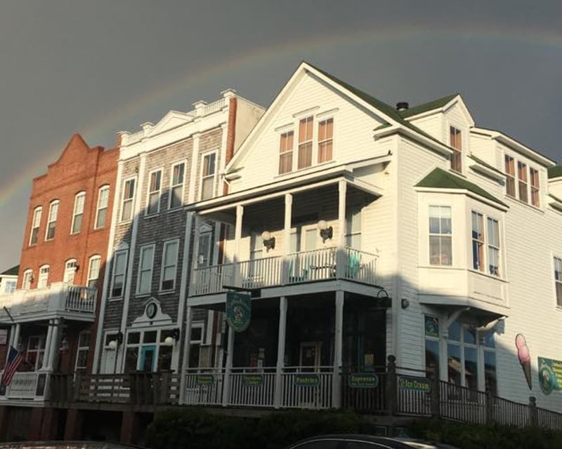 Explore Haunted History on a Manteo Ghost Tour