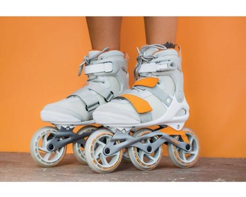 Inline Skate Rental for the Pacific Beach Boardwalk