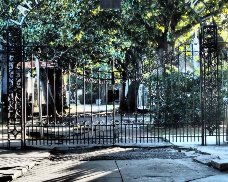 New Orleans Garden District Photography Walking Tour