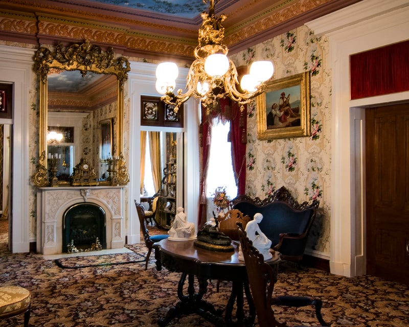 Belmont Mansion Guided History Tour in Nashville