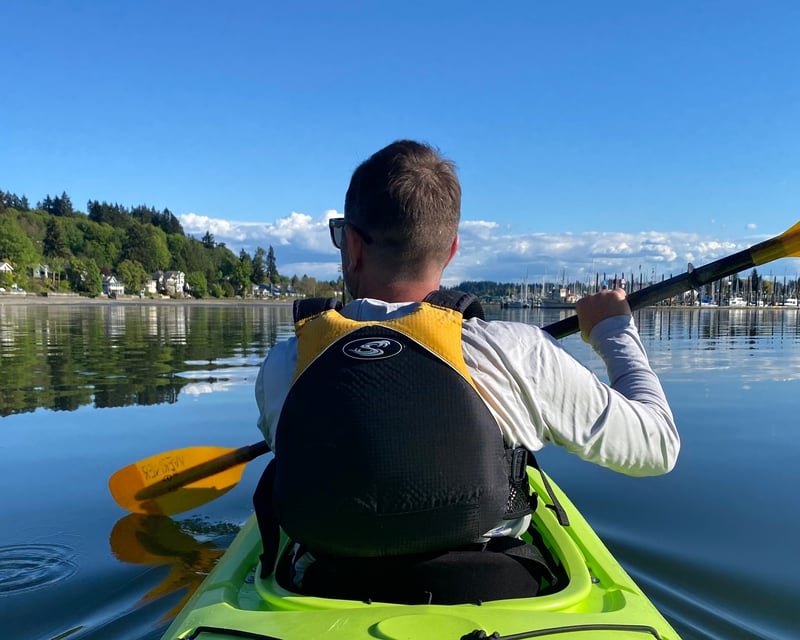 2-Hour Guided Kayak Tour of Budd Bay
