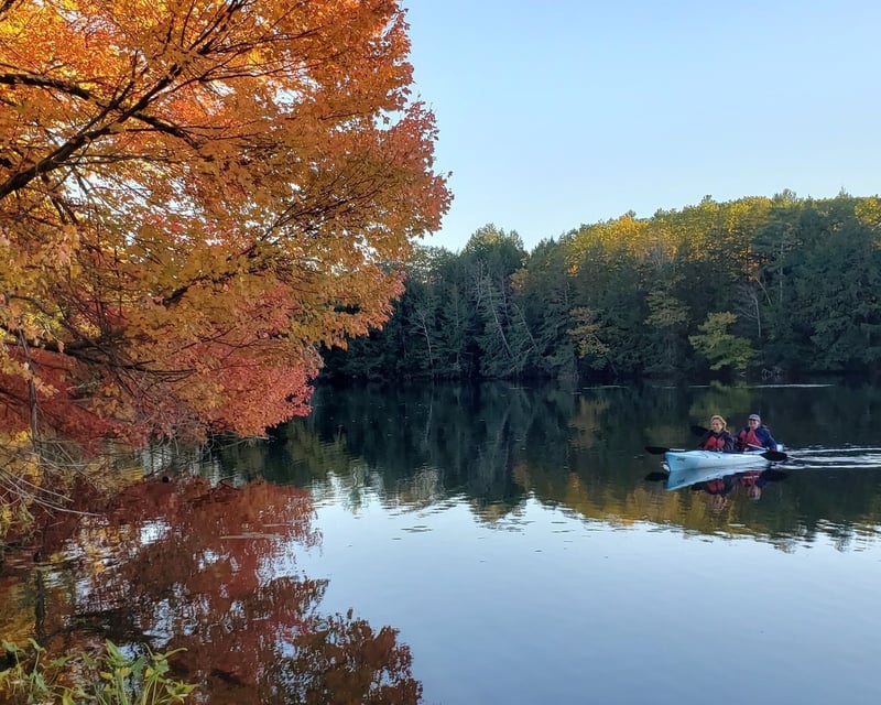 Fall Foliage Kayak Tour in Windham