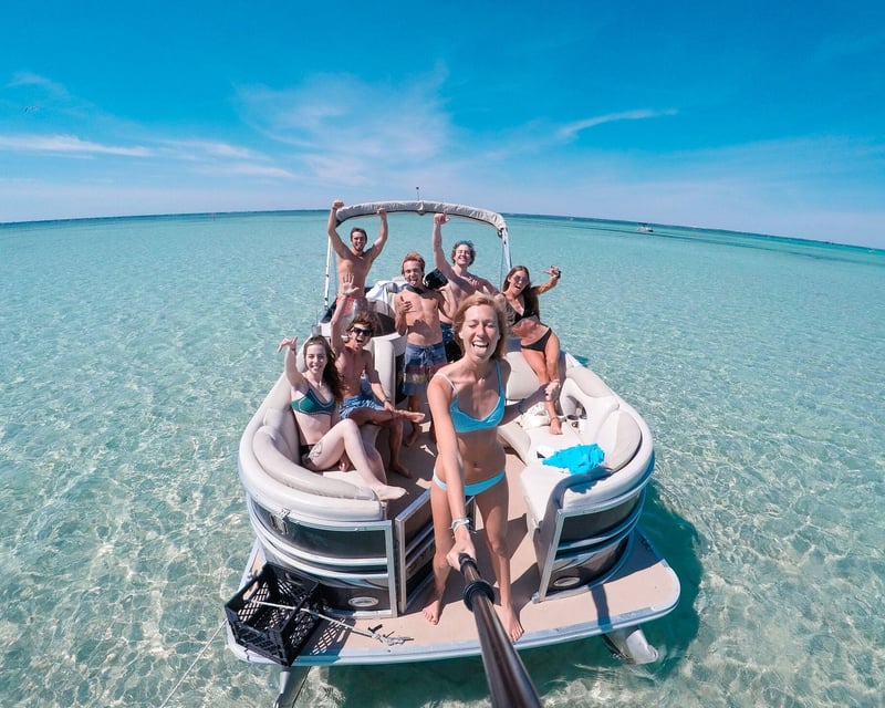24' Pontoon Boat Rental in Fort Walton Beach