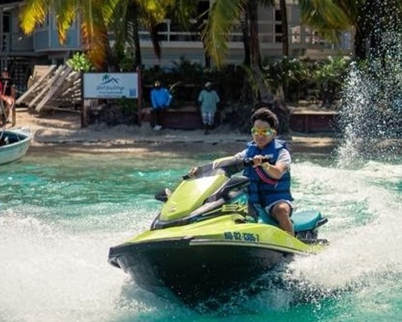 Jet Ski Rental in West End, Roatán