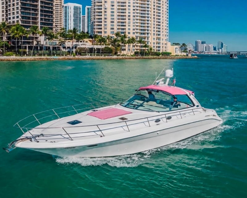 Miami Nighttime Yacht Charter