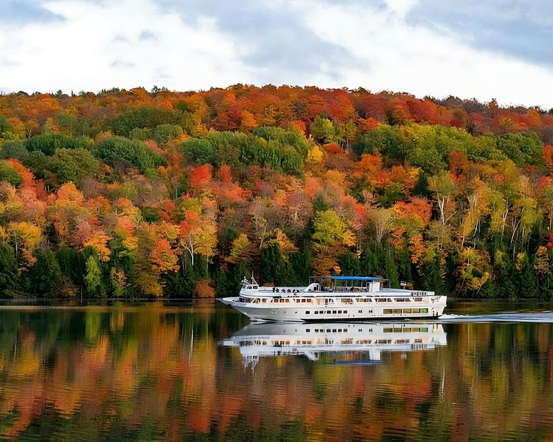 Fall Foliage Oktoberfest Cruise in New York City