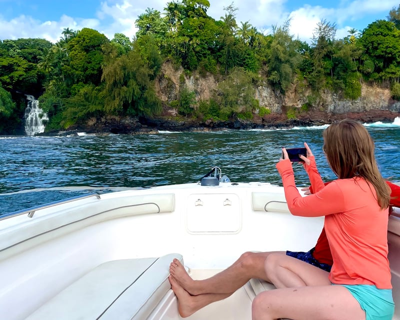 Cruise Hilo Coast Waterfalls & Sea Cliffs