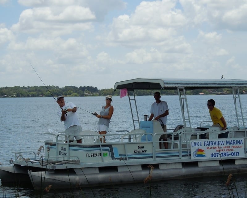 Pontoon Boat Rental on Lake Fairview, Orlando