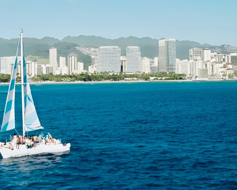 Waikiki Afternoon Sailing Cruise