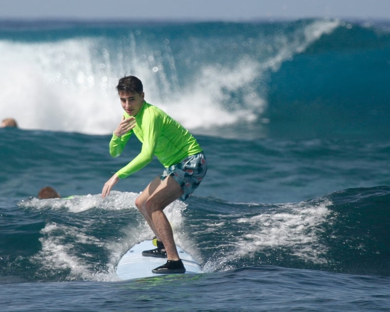 Private Surf Lesson at Kahalu'u Beach, Kailua-Kona