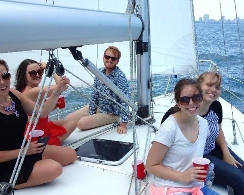 Chicago 2-Hour Private Sailing Charter