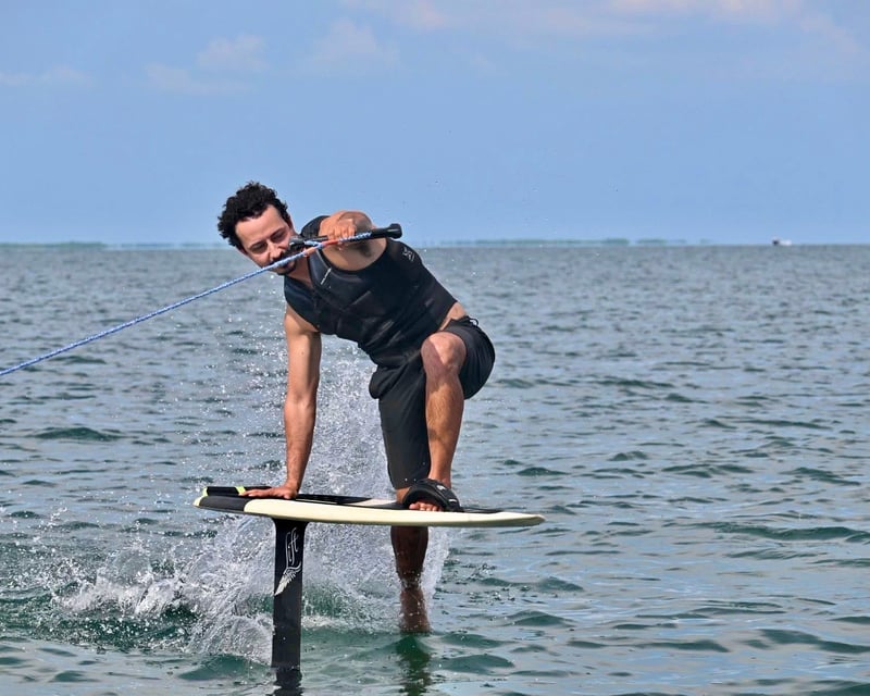 Private Wake Foiling Excursion in Key West