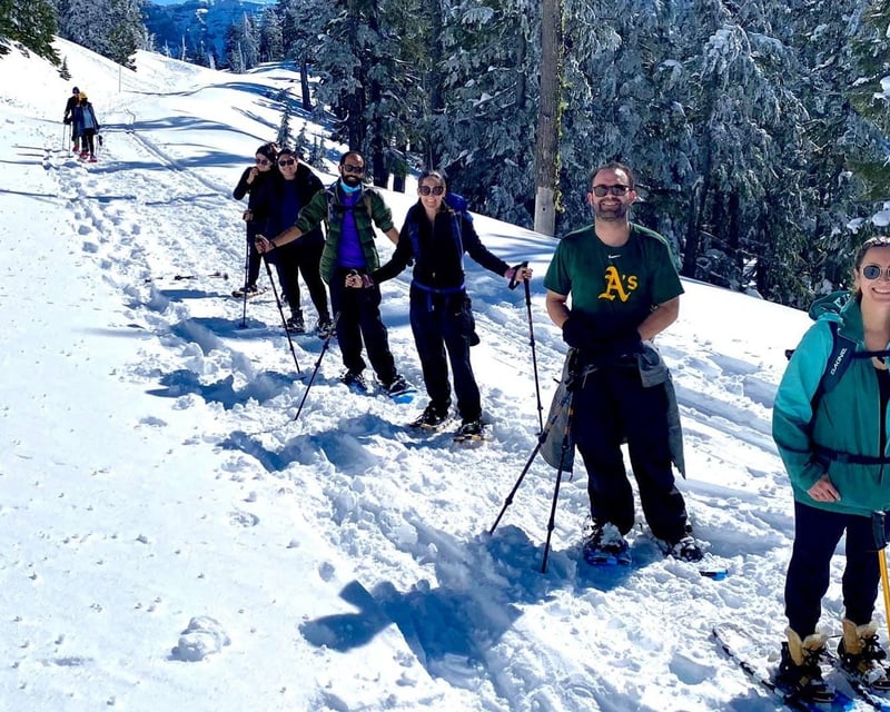 3-Hour Guided Snowshoe Tour at Crater Lake