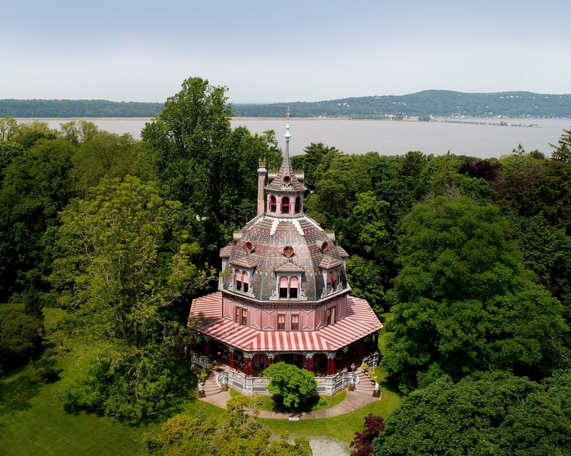 Irvington Octagon House Guided Tour