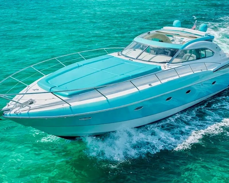 Private 60' Yacht Charter in Miami