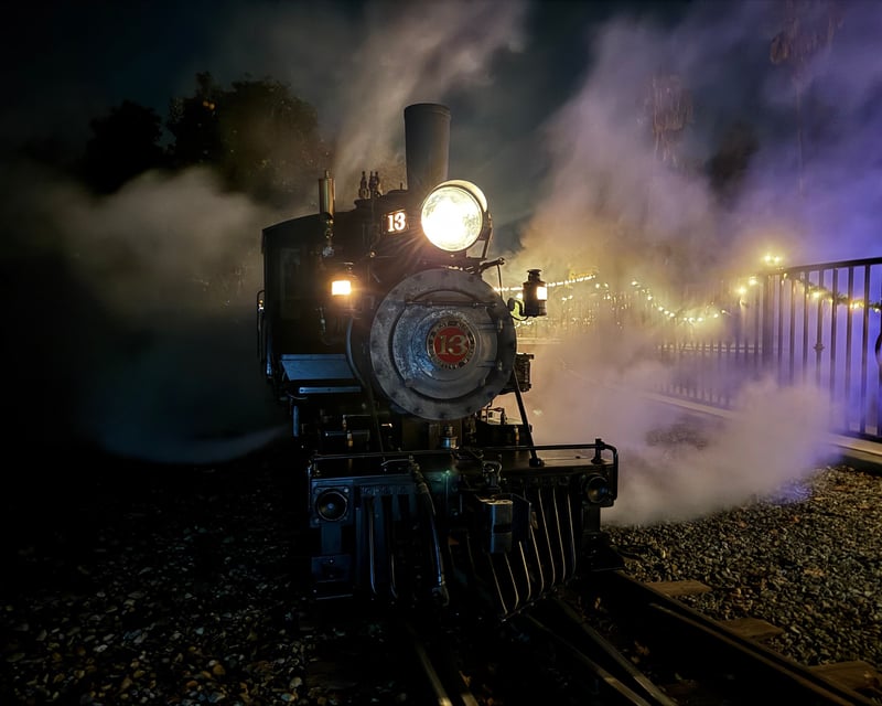 Pajama Christmas Steam Train & Lights in Reedley