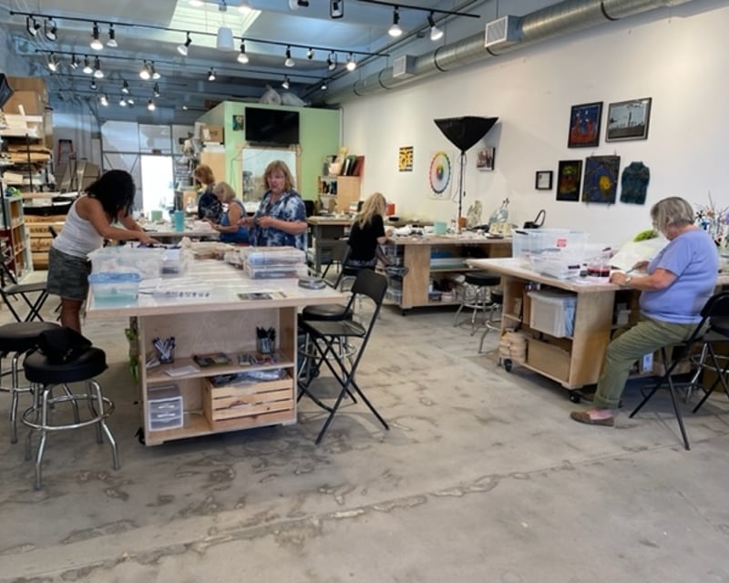 Self-Guided Open Glass Art Studio Time in Westlake Village