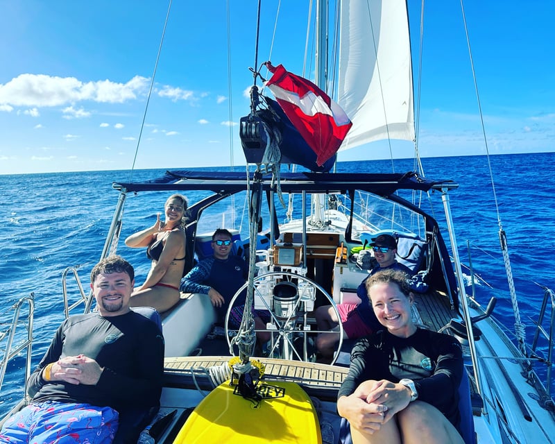 Diamond Head Sail & Swim From Waikiki