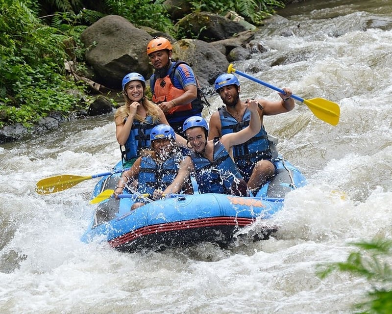 Full-Day Río Mamoni White Water Rafting from Panama City