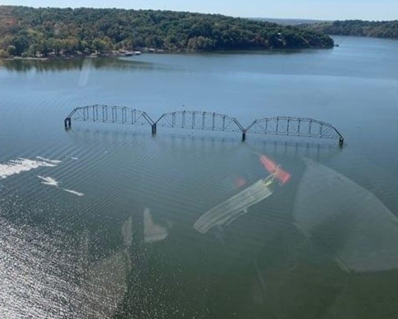 Private Lake & Dam Scenic Flight from Ketchum, OK