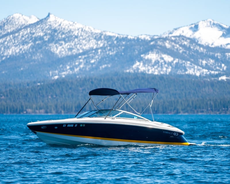 Lake Tahoe 22' Cobalt Boat Charter With Driver