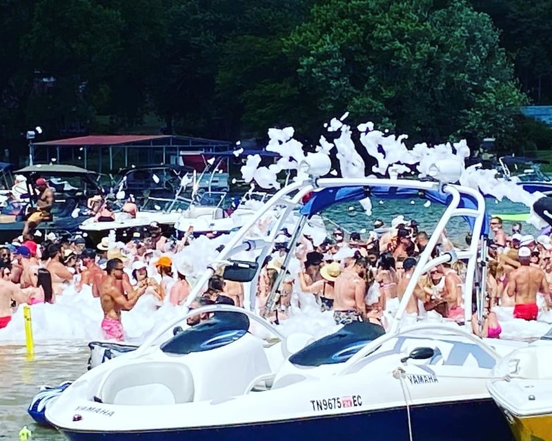 Party Charter on Old Hickory Lake