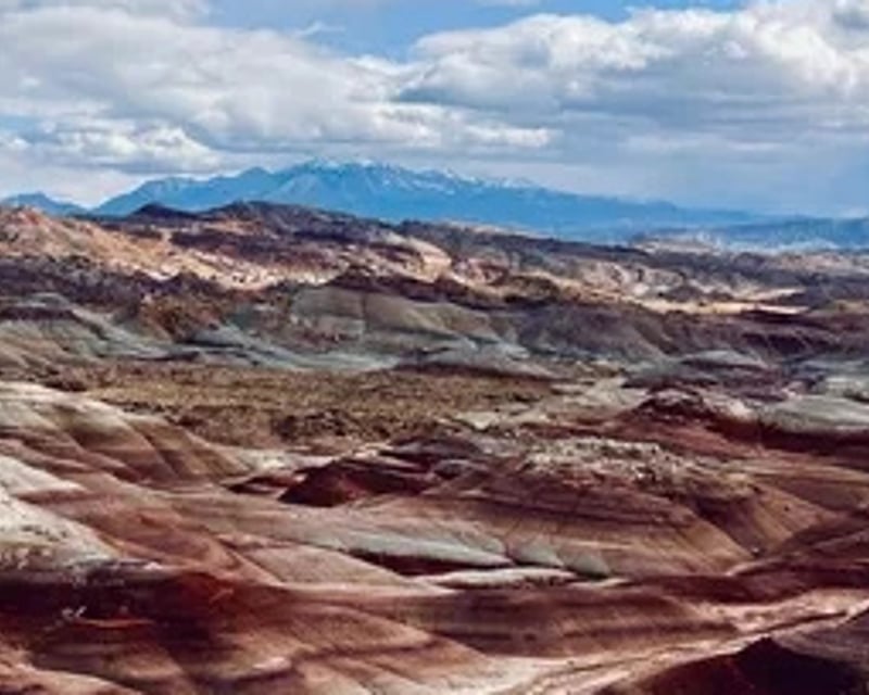 Private Half-Day Off-Road Tour of Bentonite Hills