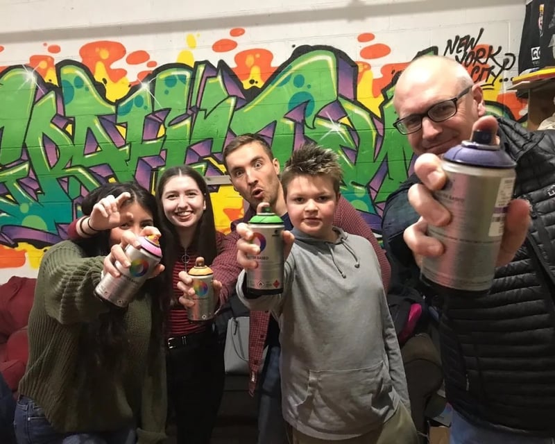 Private Brooklyn Street Art Tour & Graffiti Workshop
