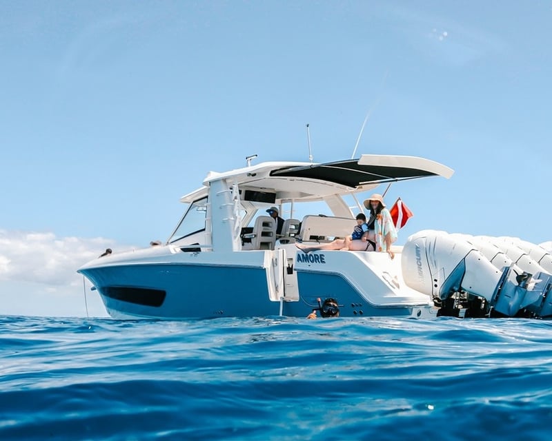 Private 42' Snorkel & Fishing Charter in Ma'alaea, Maui