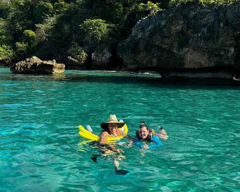 Beach Hopping Tour in Aguadilla