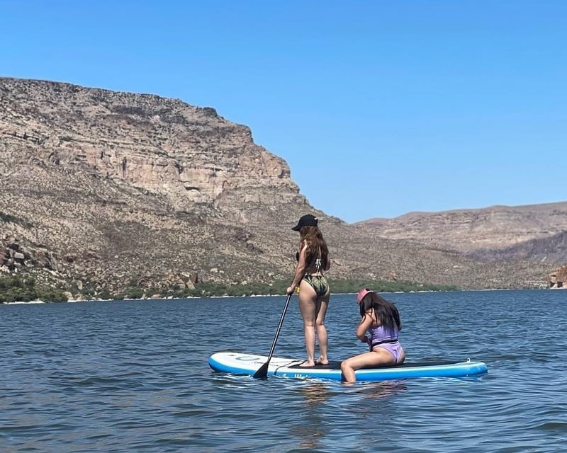 Apache Lake 5- or 9-Hour Paddleboard Rental