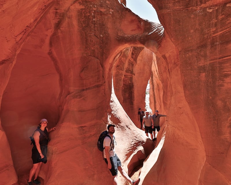 Peekaboo, Spooky & Dry Fork Slot Canyon Hike in Escalante
