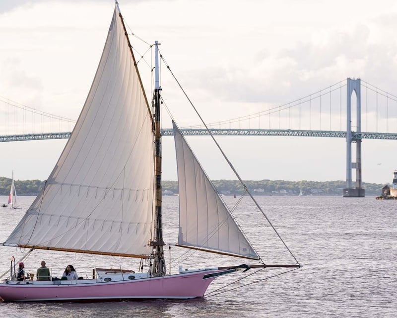 Private Friendship Sloop Sailing Charter in Newport