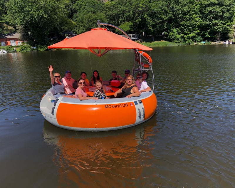 Tempe Town Lake: Donut Boat Rental for 10