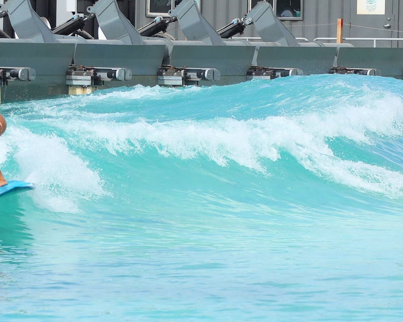 Ride a 1-Hour Level 2 Surf Session at San O