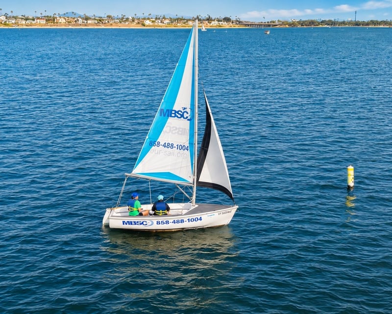 16.5' Catalina Sailboat Rental on San Diego's Mission Bay